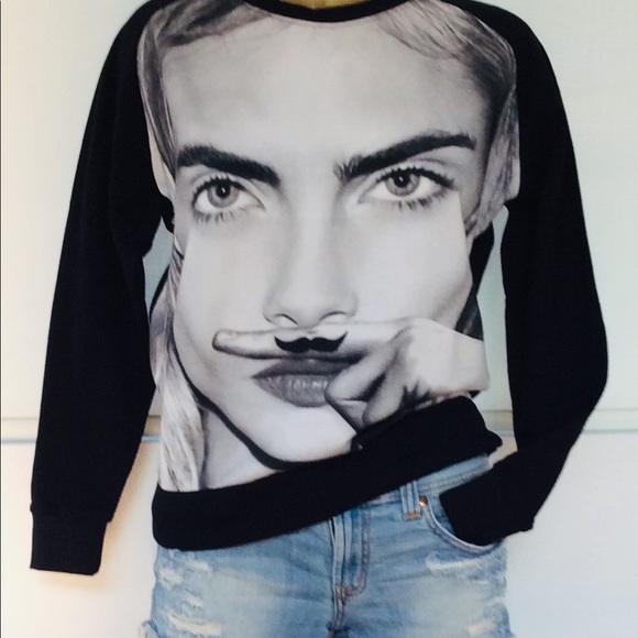 ELEVEN PARIS NWT Cara Delavingne SWEATSHIRT XS - Picture 7 of 16